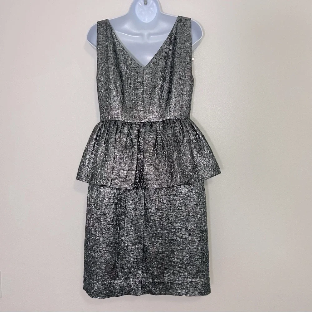 Kate Spade Ladies Size 8 Sleeveless Metallic Dress